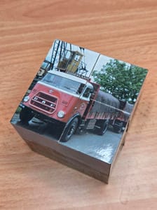 Large 7Cm Flipflop Folding Cube