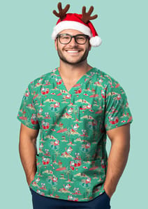 Winterwonder Scrub Top