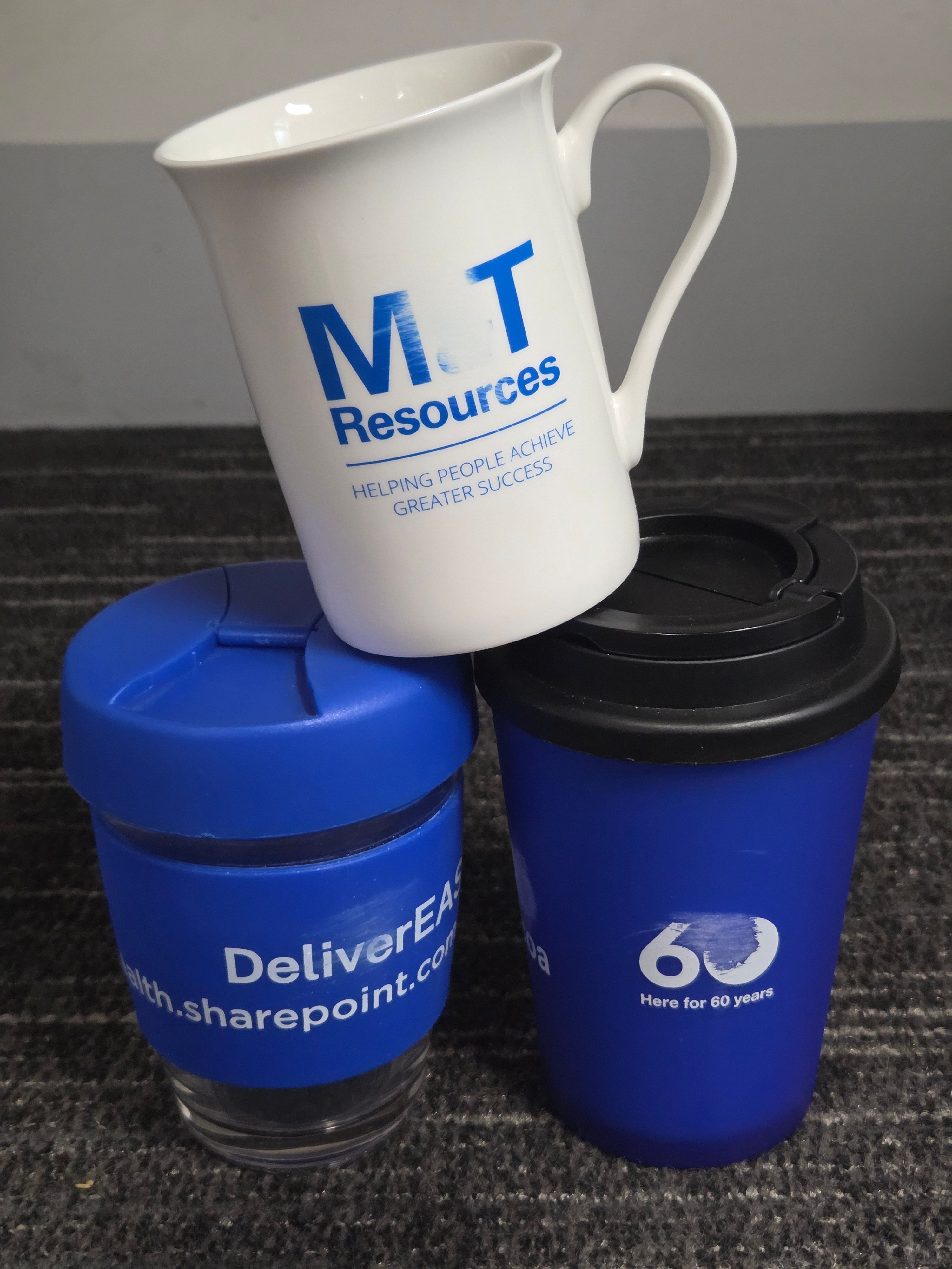 1 mug and 2 reusable cups